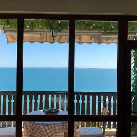 Apartament Triavna Beach Święty Włas